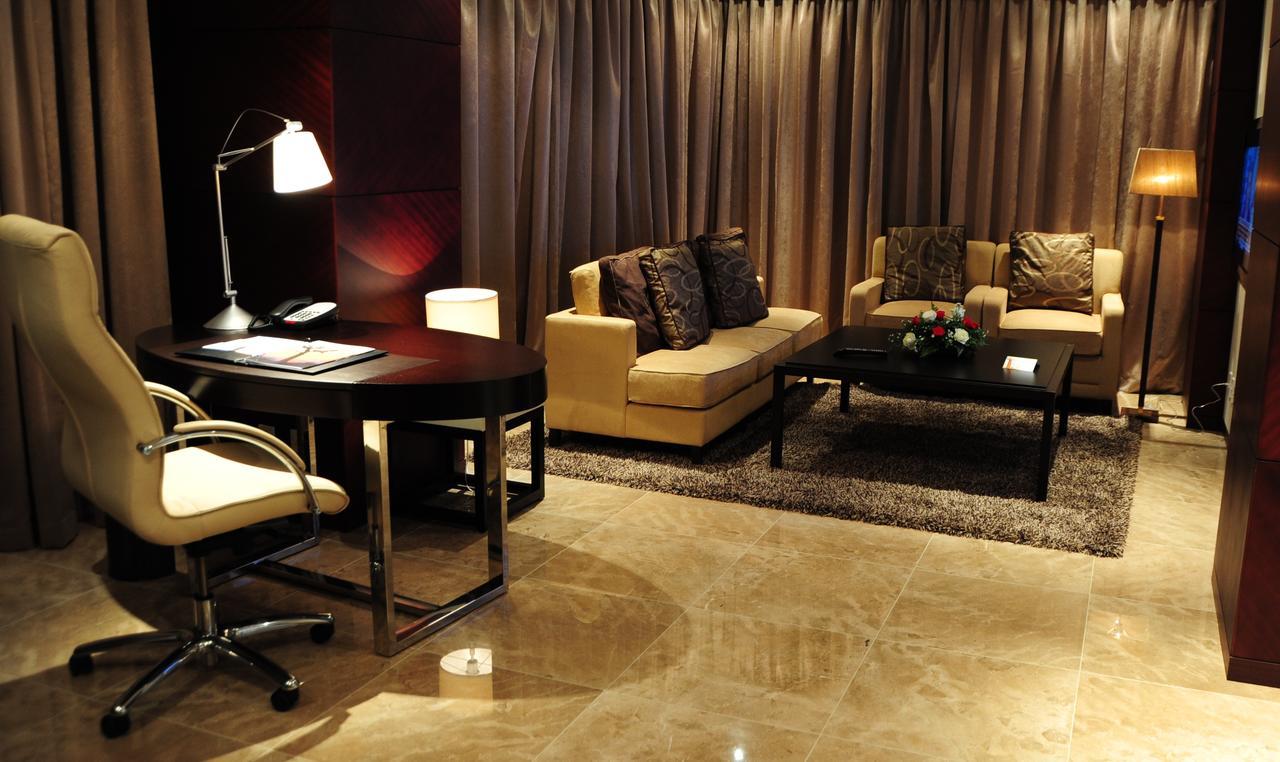 Hotel De Convencoes De Talatona Hcta ลูอันดา ภายนอก รูปภาพ