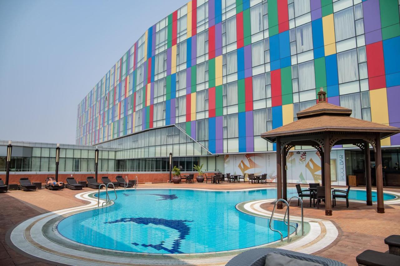 Hotel De Convencoes De Talatona Hcta ลูอันดา ภายนอก รูปภาพ