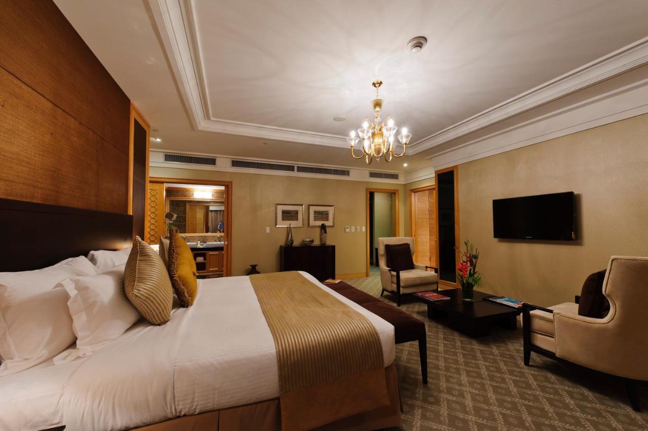 Hotel De Convencoes De Talatona Hcta ลูอันดา ภายนอก รูปภาพ