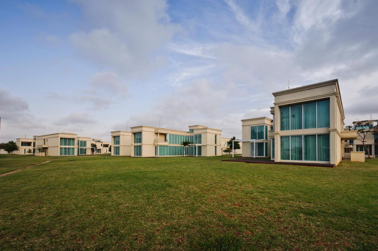 Hotel De Convencoes De Talatona Hcta ลูอันดา ภายนอก รูปภาพ