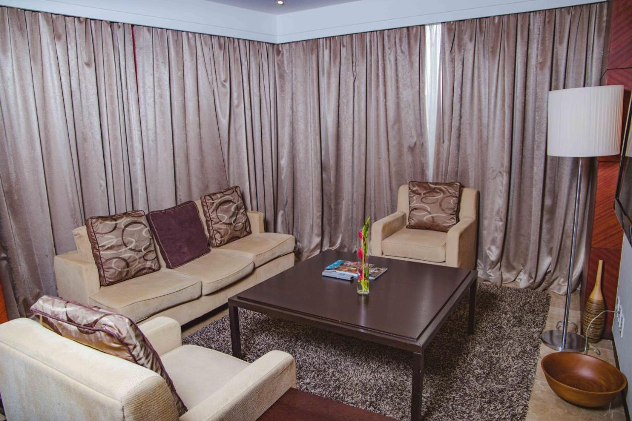 Hotel De Convencoes De Talatona Hcta ลูอันดา ภายนอก รูปภาพ