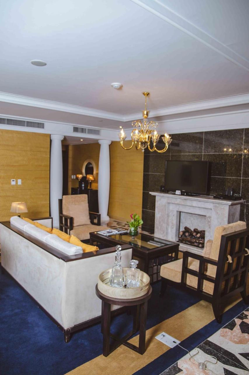 Hotel De Convencoes De Talatona Hcta ลูอันดา ภายนอก รูปภาพ