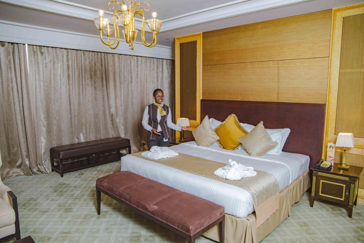 Hotel De Convencoes De Talatona Hcta ลูอันดา ภายนอก รูปภาพ